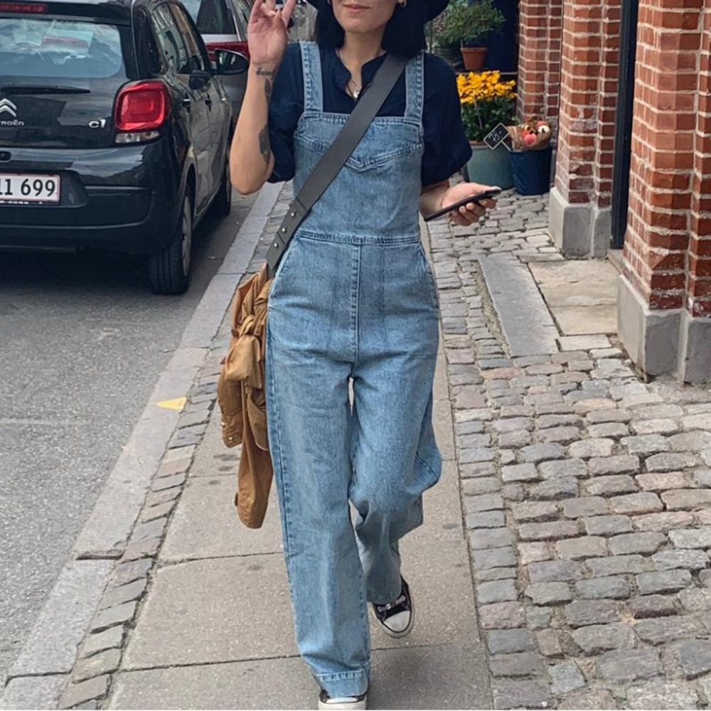 Weekday  fitted overall -23